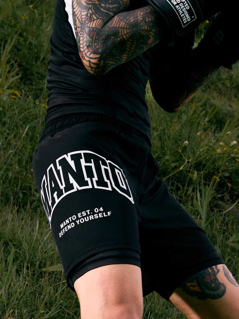 MANTO hybrid fightshorts Varsity - Black